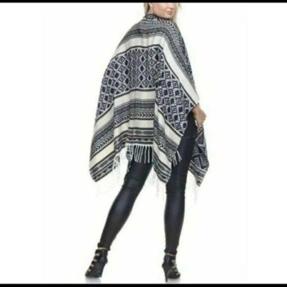 Geometric Weave Cape-BLACK/WHITE-NWT-OS-CAPE - Picture 2 of 3